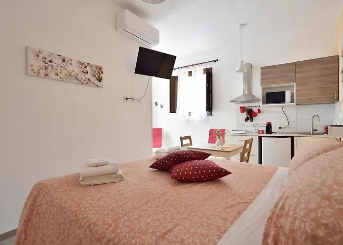 Romantic Con Vasca Idromassaggio Holiday home *