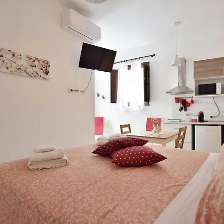 Romantic Con Vasca Idromassaggio Holiday home *